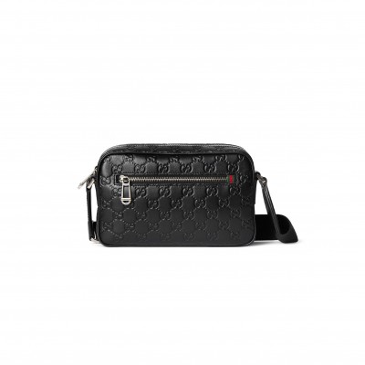 GUCCI GG EMBLEM SMALL CROSSBODY BAG ‎850242 (23*14.5*6cm)